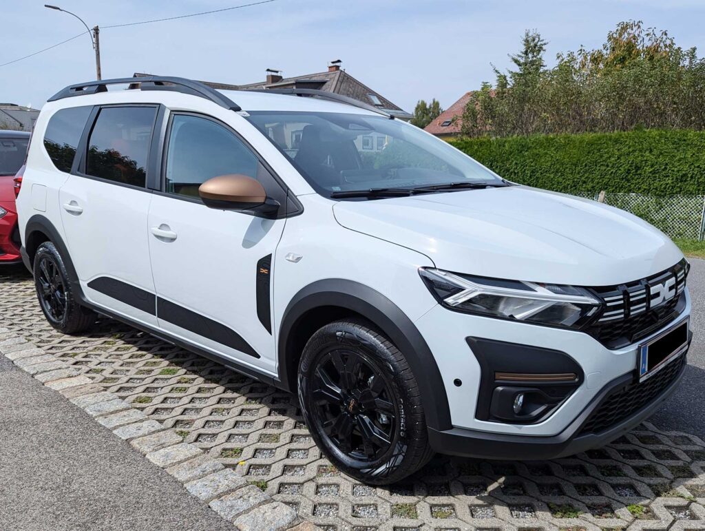 Dacia Jogger Hybrid Test